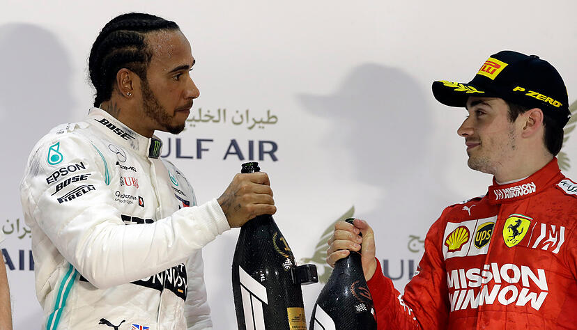 Auf uns: Noch sind Lewis Hamilton (links) und Charles Leclerc Konkurrenten. Ab 2025 werden sie Teamkollegen bei der Scuderia Ferrari sein.