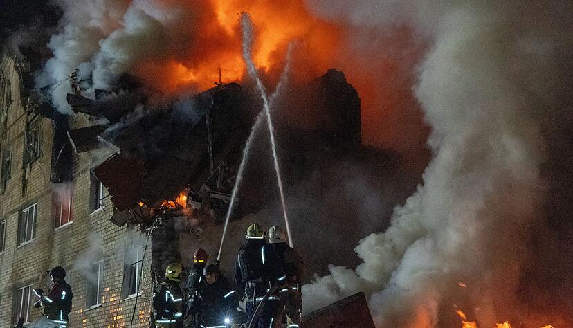 Behörden melden auch Kinder unter den Toten und Verletzten in Charkiw. Behörden melden auch Kinder unter den Toten und Verletzten in Charkiw.