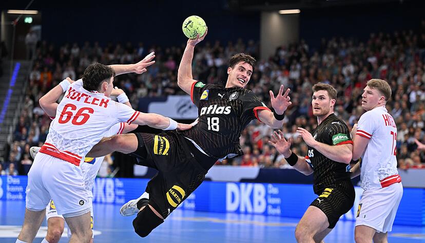 Julian Köster (M) übernimmt immer mehr Verantwortung bei den deutschen Handballern. Julian Köster (M) übernimmt immer mehr Verantwortung bei den deutschen Handballern.