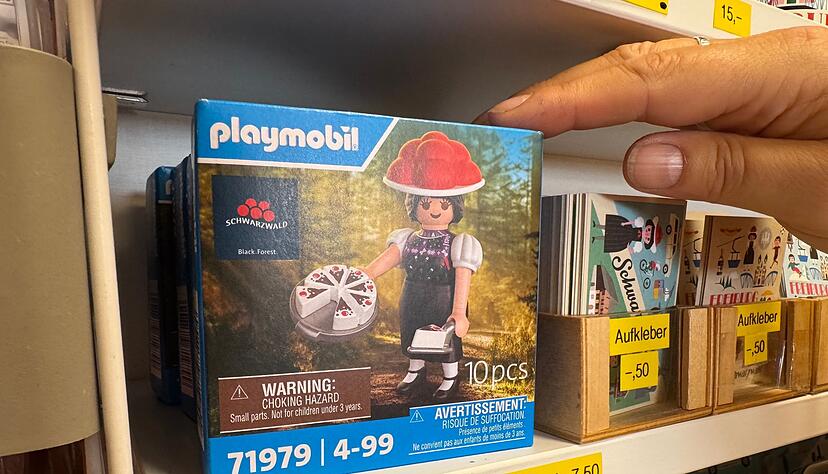 Einen Tag im Verkauf - und mancherorts schon nicht mehr zu bekommen: die Playmobil-Sonderfigur «Schwarzwald Marie».