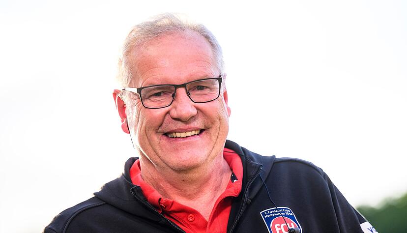 Holger Sanwald w&uuml;rde auch einen Klassenerhalt in der Relegation unterschreiben.