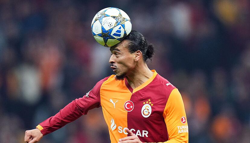 Bei Galatasaray Istanbul sah Leroy San&eacute; zuletzt die Rote Karte. (Archivbild)
