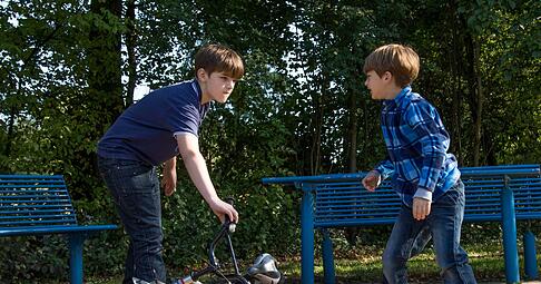 Streit geh&ouml;rt bei vielen Geschwistern zum Alltag dazu - und ist ganz normal.