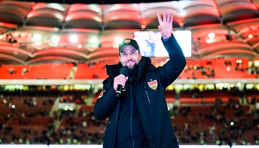 Der VfB Stuttgart und Sebastian Hoeneß haben wohl die Vertragsgespräche begonnen.