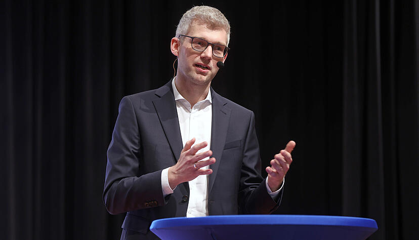 Michael Tauch bei der Vorstellungsrunde beim Stimme-Wahlforum.