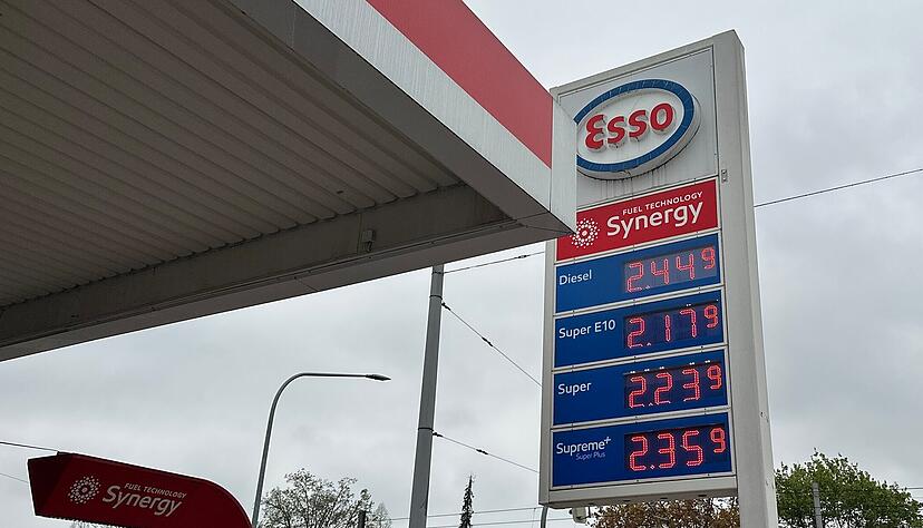 Um 20 Cent stieg der Preis von Diesel bei der Esso-Tankstelle in der Heilbronner Oststraße. Um 20 Cent stieg der Preis von Diesel bei der Esso-Tankstelle in der Heilbronner Oststraße.