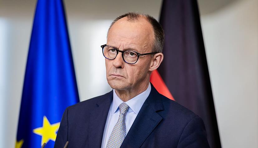 Bundeskanzler Merz geh&ouml;rt zu denen, die die Angriffe des Iran verurteilen.