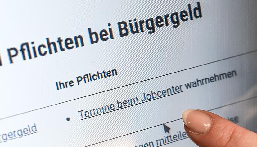 Die Zahl der Leistungskürzungen stieg 2025 im Jahresvergleich um 25 Prozent. (Symbolbild). Die Zahl der Leistungskürzungen stieg 2025 im Jahresvergleich um 25 Prozent. (Symbolbild).