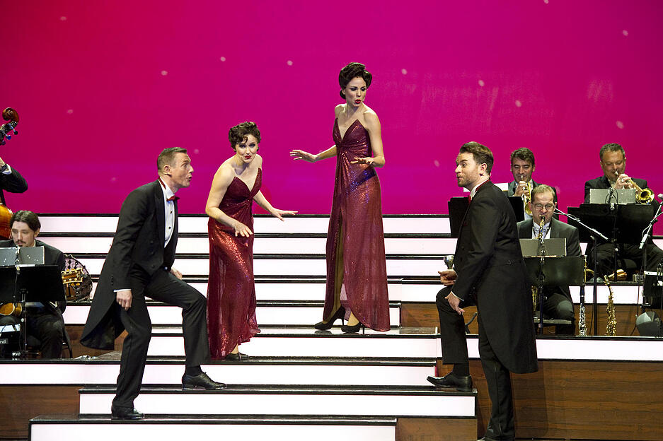 "The Lights of Broadway": Staatstheater Nürnberg Spielzeit 2017/2018 "The Lights of Broadway": Staatstheater Nürnberg Spielzeit 2017/2018