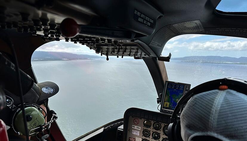 Die Rettungsteams waren auch mit Hubschraubern im Einsatz.