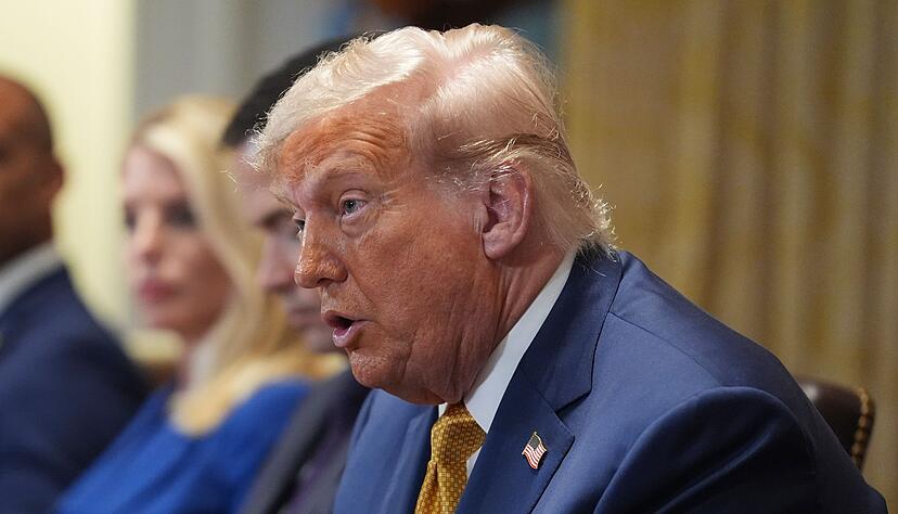 Trump kritisiert Putin. Trump kritisiert Putin.