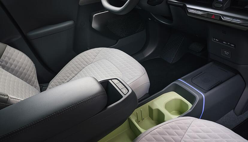 Patenter Praktiker: Dinge wie diese Ablagen sind dem Tester nicht entgangen und werden lobend kommentiert. Patenter Praktiker: Dinge wie diese Ablagen sind dem Tester nicht entgangen und werden lobend kommentiert.