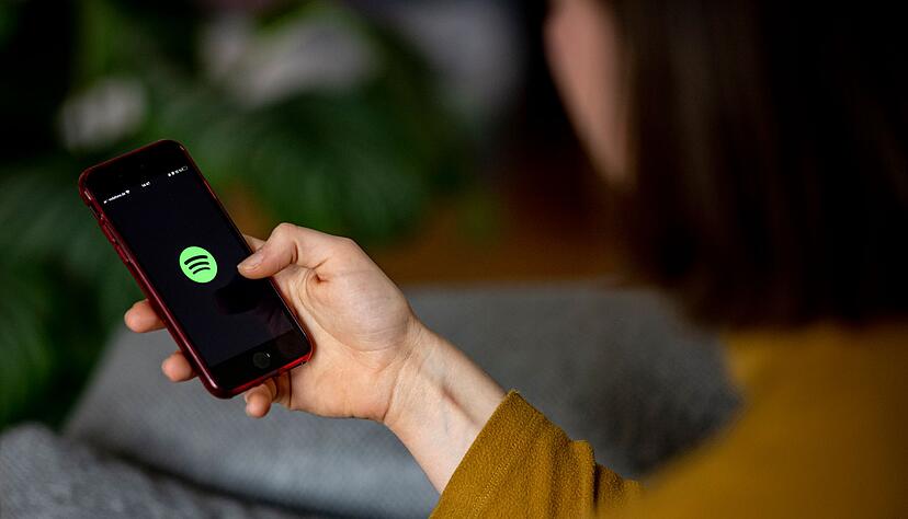 Zahl der Spotify-Nutzer steigt.