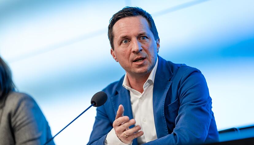 Sascha Binder kritisiert die langsame Regierungsbildung in Baden-W&uuml;rttemberg.