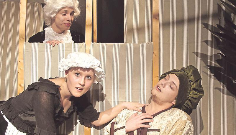 Der eingebildete Kranke: "Mir geht"s so schlecht, dass mir die Worte daf&uuml;r fehlen", klagt Hypochonder Argan.
Foto: Mutschler-Sch&uuml;z