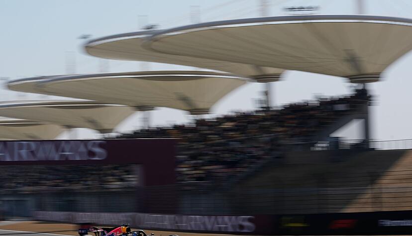 F&auml;hrt auch in China hinterher: Max Verstappen im Red Bull.