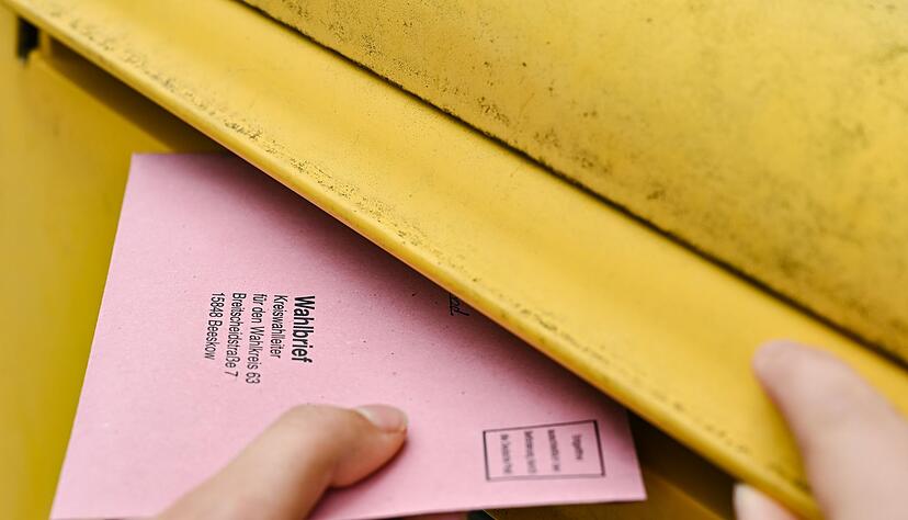 Sp&auml;testens zur Schlie&szlig;ung der Wahllokale m&uuml;ssen auch Wahlbriefe angekommen sein. (Archivbild)