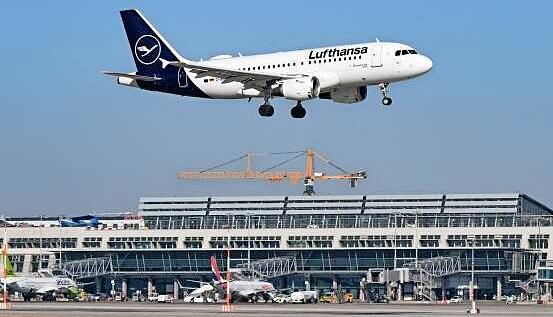 Flughafen Stuttgart: Von Heilbronn aus bald in 48 Minuten mit dem Zug zu erreichen. Flughafen Stuttgart: Von Heilbronn aus bald in 48 Minuten mit dem Zug zu erreichen.
