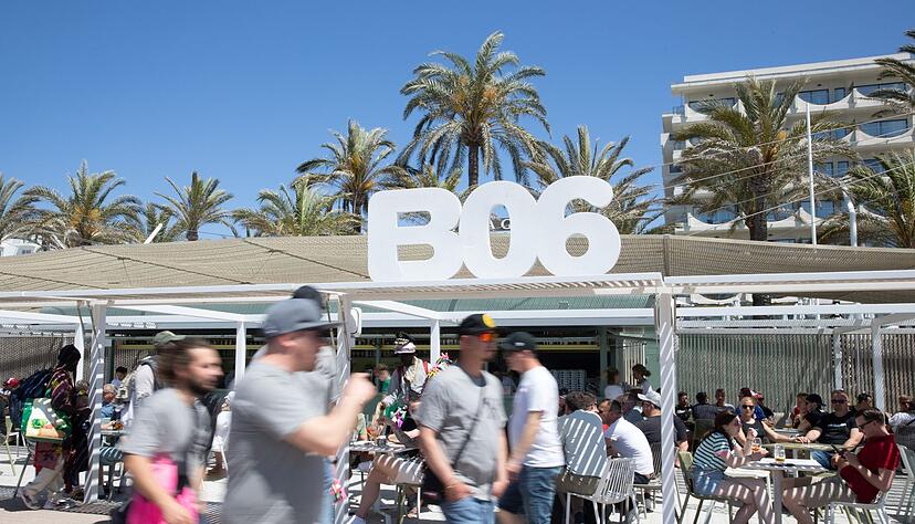 Der Zwischenfall ereignete sich im Wasser auf Höhe des berühmten Strandlokals Balneario 06. (Archivfoto) Der Zwischenfall ereignete sich im Wasser auf Höhe des berühmten Strandlokals Balneario 06. (Archivfoto)