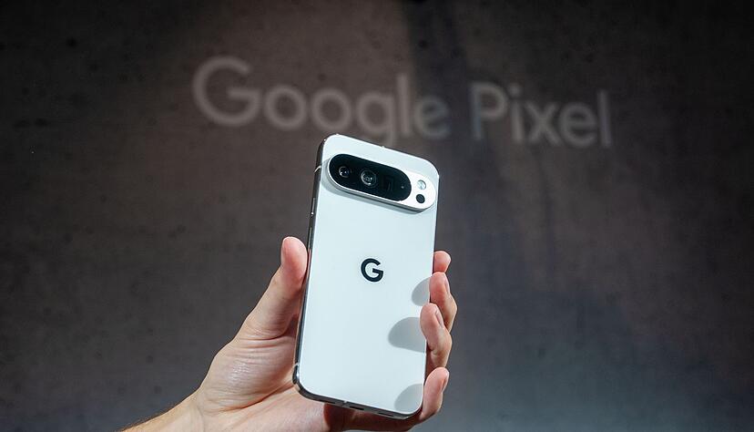 Das Pixel 10 wurde kurz vor dem erwarteten Deb&uuml;t neuer iPhones vorgestellt.