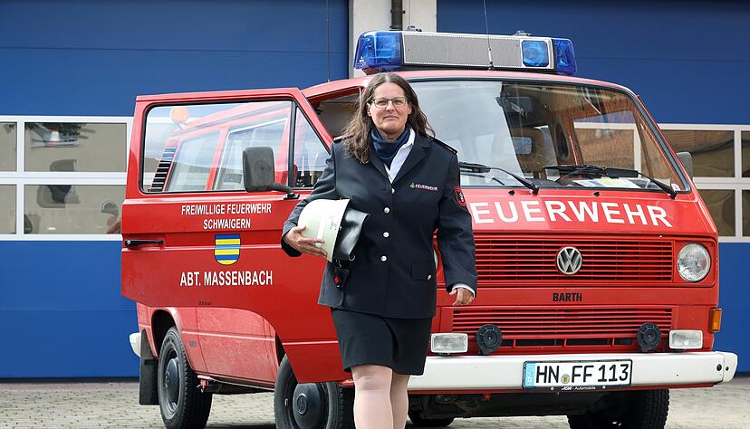 Sigrid Aßfalg ist seit rund zehn Jahren Mitglied der Freiwilligen Feuerwehr Schwaigern und zwar in der Abteilung Massenbach.
Foto: Ralf Seidel Sigrid Aßfalg ist seit rund zehn Jahren Mitglied der Freiwilligen Feuerwehr Schwaigern und zwar in der Abteilung Massenbach.
Foto: Ralf Seidel
