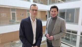 Bilden die neue Gesch&auml;ftsf&uuml;hrung des Hill: Professor Martin Tettenborn (links) und G&ouml;tz von Waldeyer-Hartz.