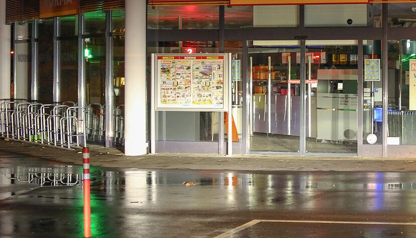 Kommt der mutmaßliche Täter dauerhaft in die Psychiatrie? (Archivbild) Kommt der mutmaßliche Täter dauerhaft in die Psychiatrie? (Archivbild)