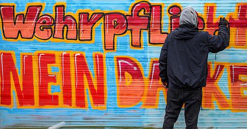 Zwischen Klassenzimmer und Kundgebung: Wer streikt, sollte sich offen abmelden &ndash; alles andere gilt als Schw&auml;nzen.