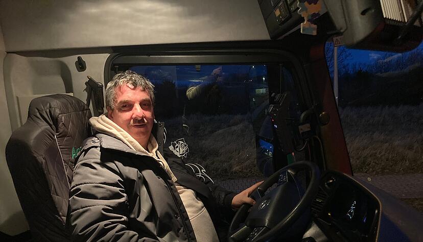 Andreas Schlauch (50) aus Hüffenhardt vom gleichnamigen Autoverwertungsbetrieb und Schrotthandel beteiligt sich an den Protesten in Bad Rappenau. Andreas Schlauch (50) aus Hüffenhardt vom gleichnamigen Autoverwertungsbetrieb und Schrotthandel beteiligt sich an den Protesten in Bad Rappenau.
