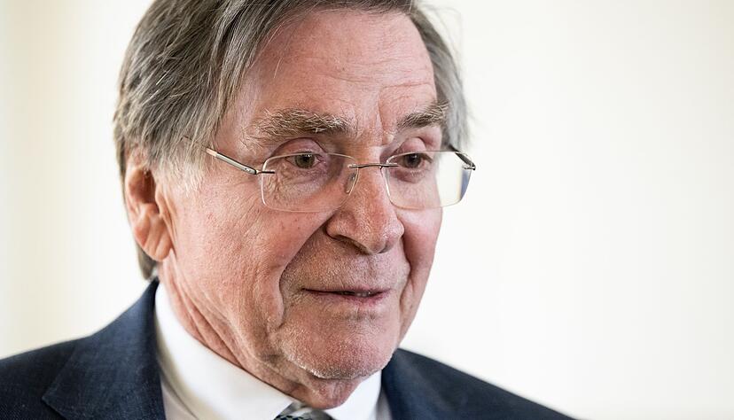 Der Schauspieler Elmar Wepper ist am Dienstagmorgen im Alter von 79 Jahren verstorben.