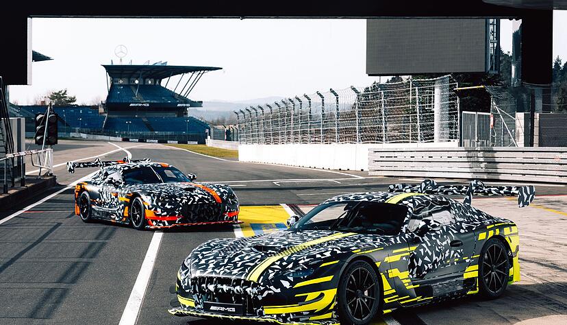 Zwei Extrem-Sportler: Mercedes-AMG k&uuml;ndigt neuen GT3 (l) und Black Series Modelle an.