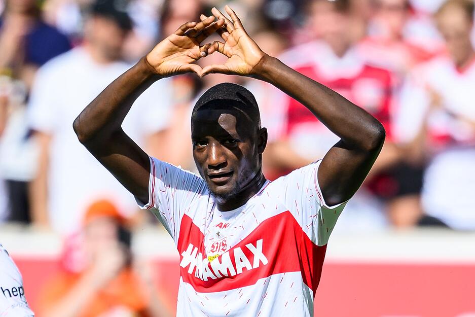 In Stuttgart trifft Guirassy nicht nur, er fühlt sich beim VfB auch wohl.