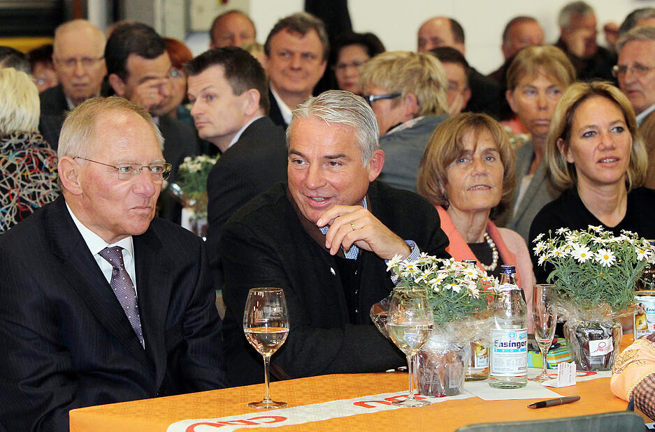 2013: Bundesfinanzminister Wolfgang Schäuble ist als Redner zu Gast beim CDU-Bürgerempfang in der Genossenschaftskellerei. Bürgerempfang und Familientreffen in Heilbronn: Wolfgang Schäuble mit Thomas Strobl sowie Ingeborg Schäuble und Tochter Christine Strobl.