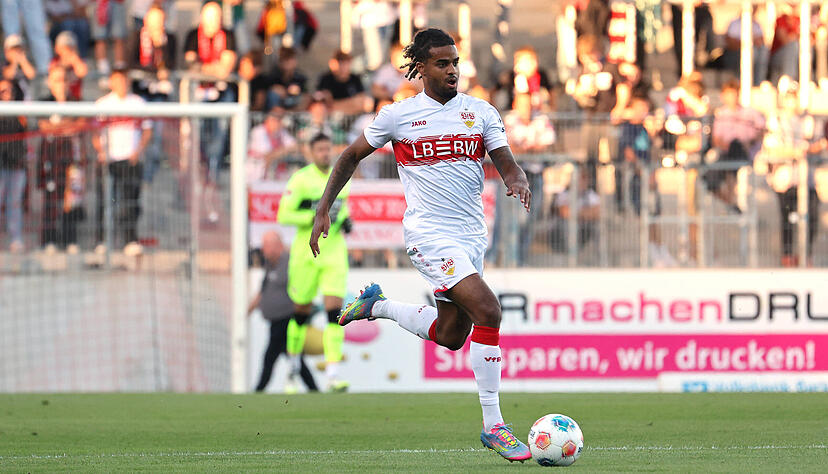 Lorenz Assignon: Der Franzose ist der erste Neuzugang des VfB Stuttgart im Sommer. Kurz nach dem Pokalsieg war der Wechsel des Rechtsverteidigers fix. Assignon kommt von Stade Rennes.