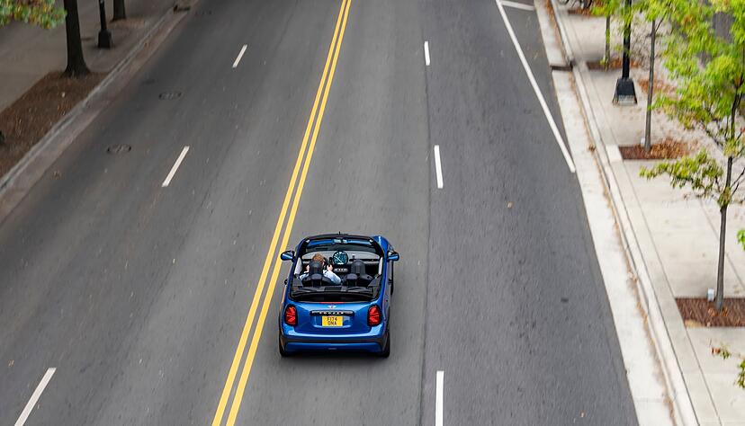 Allein auf weiter Flur? Nein, nicht ganz - aber ganz viele Hersteller haben Cabrios aktuell nicht mehr im Programm.