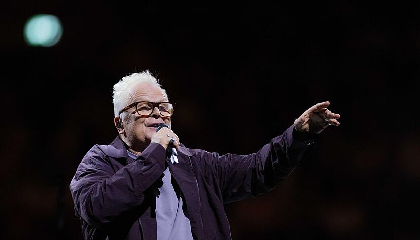 Herbert Grönemeyer setzt die Konzertreihe «mittendrin - akustisch» fort. (Archivbild) Herbert Grönemeyer setzt die Konzertreihe «mittendrin - akustisch» fort. (Archivbild)