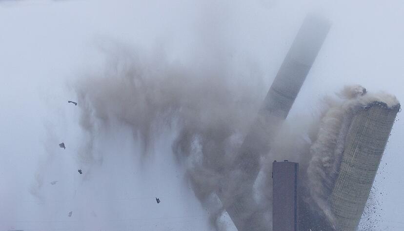 Schaulustige verfolgten das Spektakel. Schaulustige verfolgten das Spektakel.