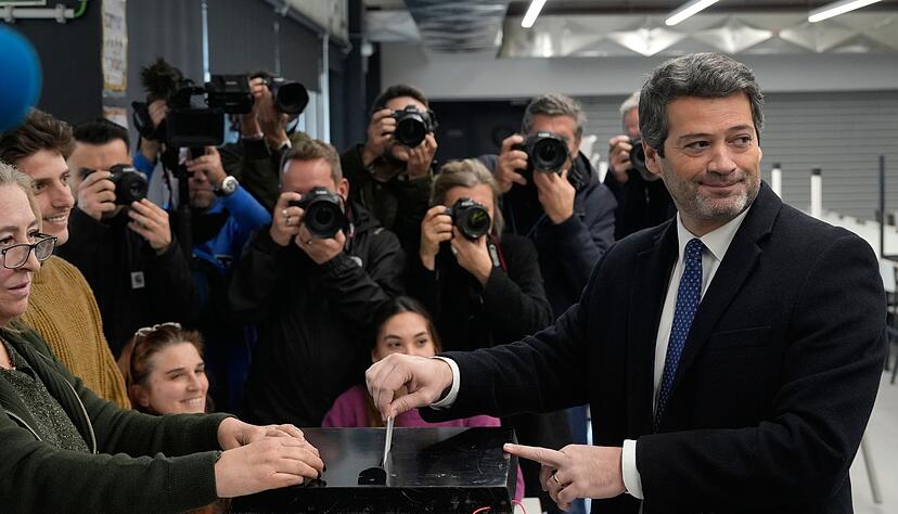 Der Rechtspopulist Andr&eacute; Ventura r&auml;umte seine Niederlage bei der Pr&auml;sidentenwahl in Portugal ein.