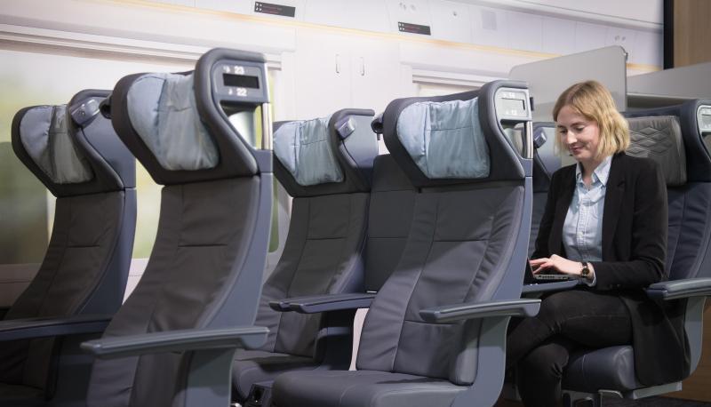 Insgesamt sollen bis Ende 2021 fast 60.000 der bequemeren Sitze in ICE3- und ICE4-Zügen eingebaut werden. Insgesamt sollen bis Ende 2021 fast 60.000 der bequemeren Sitze in ICE3- und ICE4-Zügen eingebaut werden.