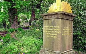 Das Grab von Friederike Hauffe, der "Seherin von Prevorst", auf dem Löwensteiner Friedhof.
Foro: Archiv/Dirks