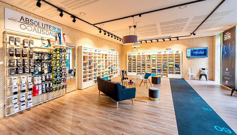 So soll die neue Abteilung für individuell angepasste Laufschuhe bei Schuh-Kaufmann später aussehen. So soll die neue Abteilung für individuell angepasste Laufschuhe bei Schuh-Kaufmann später aussehen.