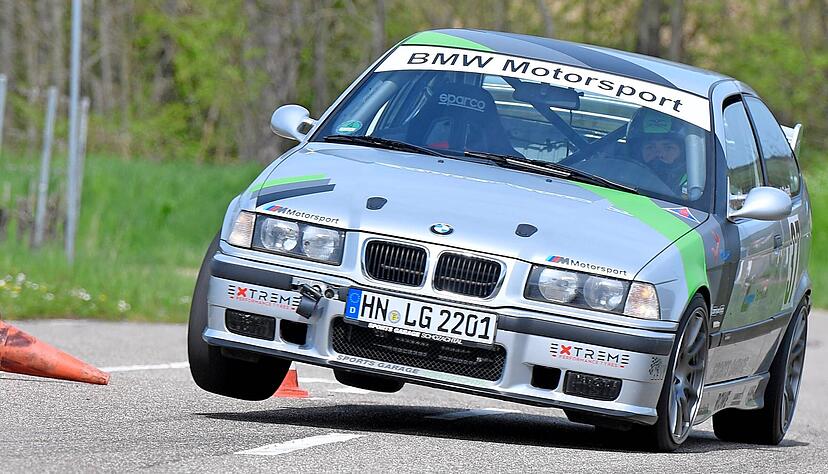 Nico Gutzeit vom MC Heilbronn hatte in einem BMW E36 318ti bereits im vergangenen Jahr einen Klassensieg eingefahren. Nun war er an beiden Tagen in Gruppe F schnellster Fahrer − am Samstag sogar mit beeindruckendem Vorsprung.