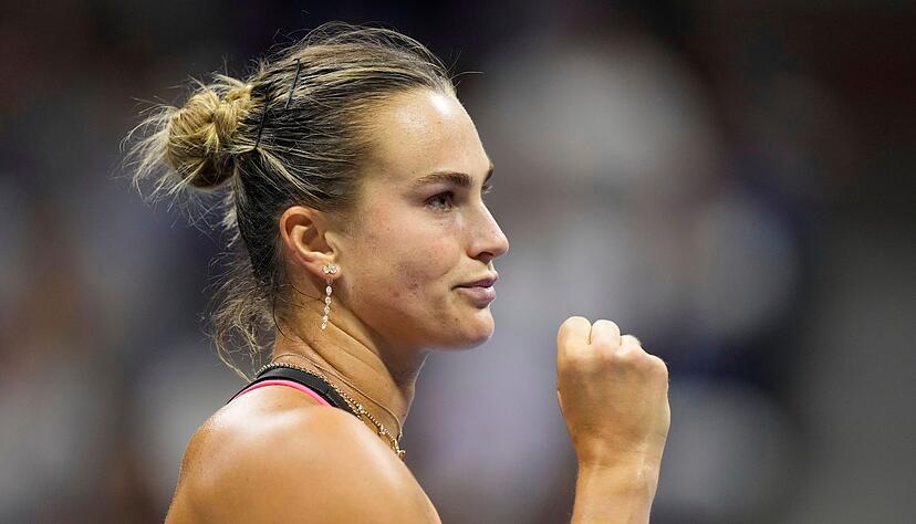 Tennisspielerin Aryna Sabalenka wird sich Ende des Jahres mit Nick Kyrgios messen. (Archivbild)