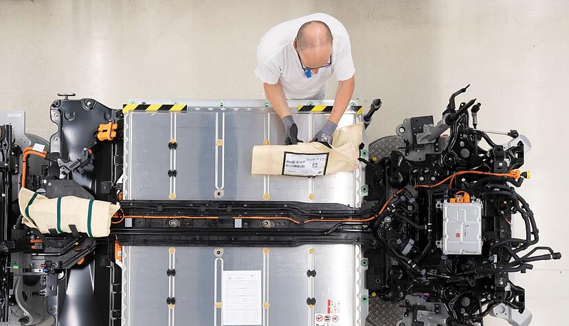 Große Kraftkammer: Der Akku im Wagenboden ist das Herzstück eines E-Autos.