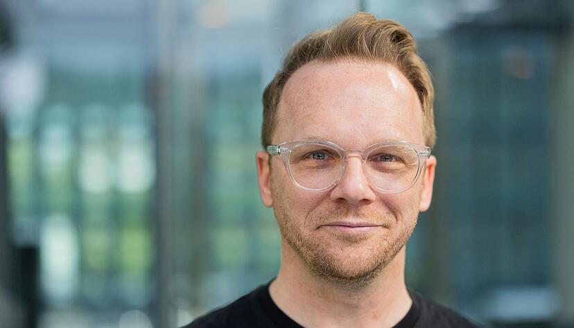 Ralf Schmitz &uuml;bernimmt bei RTL zeitweise den traditionsreichen &laquo;Wer wird Million&auml;r?&raquo;-Sendeplatz.