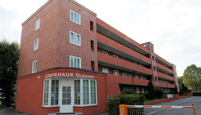 Für den Erhalt des Laubenganghauses in der Olgastraße 84 hatte sich Alfred Huber bereits ab den frühen 80er Jahren eingesetzt. Für den Erhalt des Laubenganghauses in der Olgastraße 84 hatte sich Alfred Huber bereits ab den frühen 80er Jahren eingesetzt.