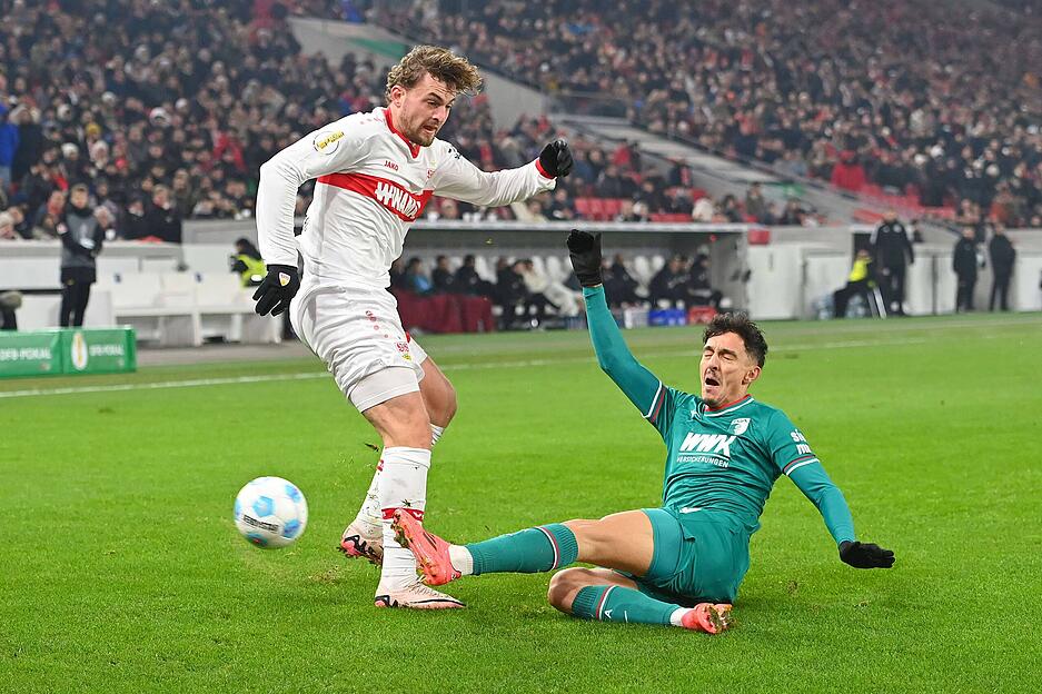 Jacob Bruun Larsen: Unauffällig, aber auch kaum eingesetzt. Der VfB Stuttgart spielt meist über die linke Seite, wurde dadurch ausrechenbar.  Bruun Larsen war kaum zu sehen. Note: 4