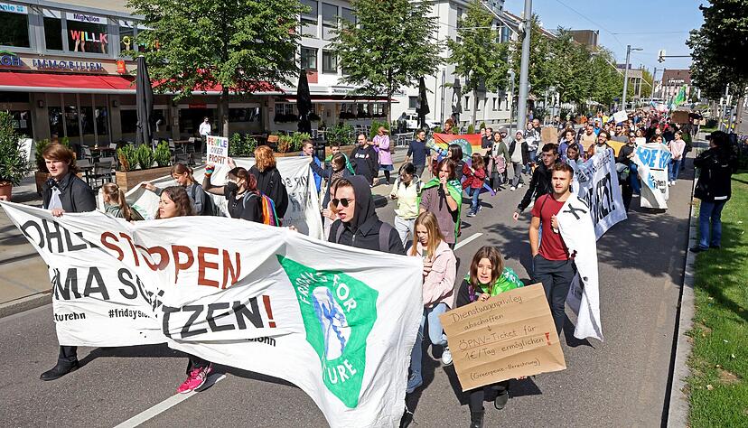 Die Bewegung Fridays for Future hat seit 2019 immer wieder zum Schulstreik aufgerufen, um auf den Klimawandel aufmerksam zu machen.
