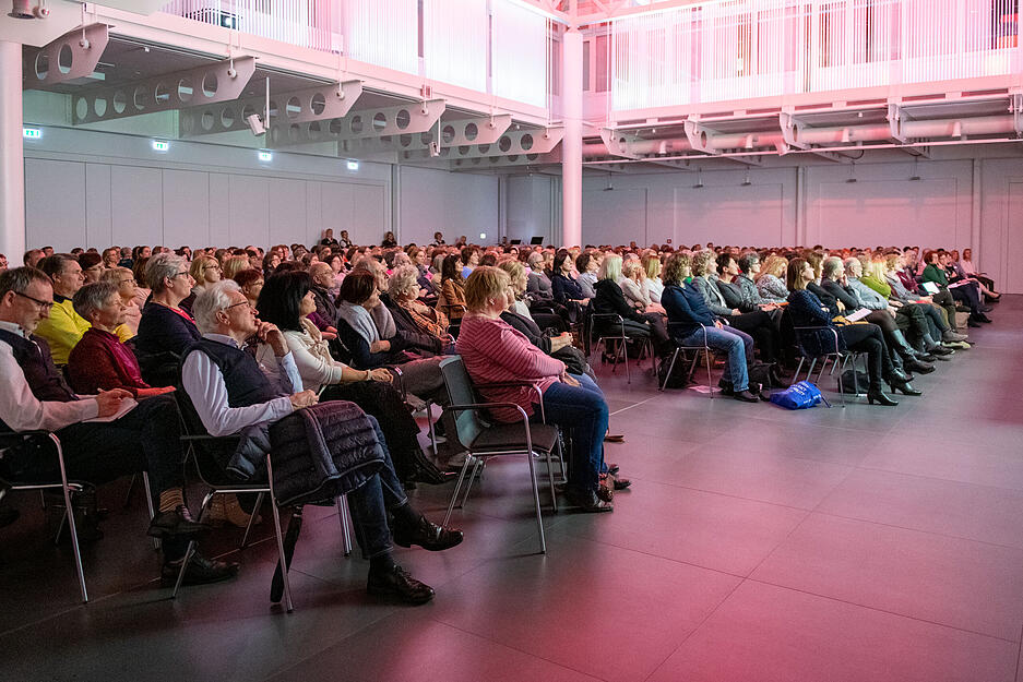 43. Abendvorlesung "Wechseljahre" mit Frau Dr. Hohlweck 43. Abendvorlesung "Wechseljahre" mit Frau Dr. Hohlweck