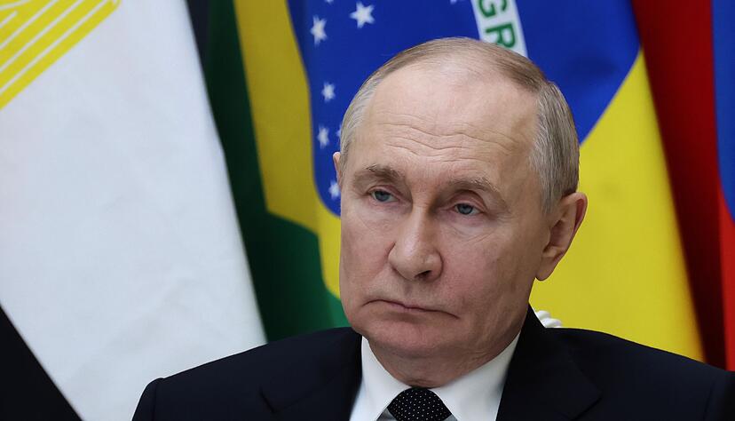 Kremlchef Wladimir Putin feuerte Verkehrsminister Roman Starowoit nach einem guten Jahr im Amt - kurz darauf wurde er tot aufgefunden. (Archivbild)